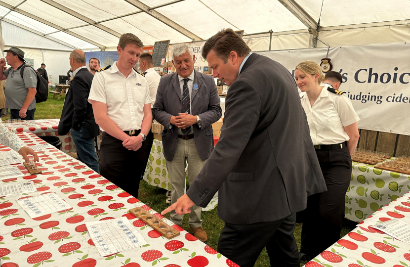 JH meeting the Royal Navy 